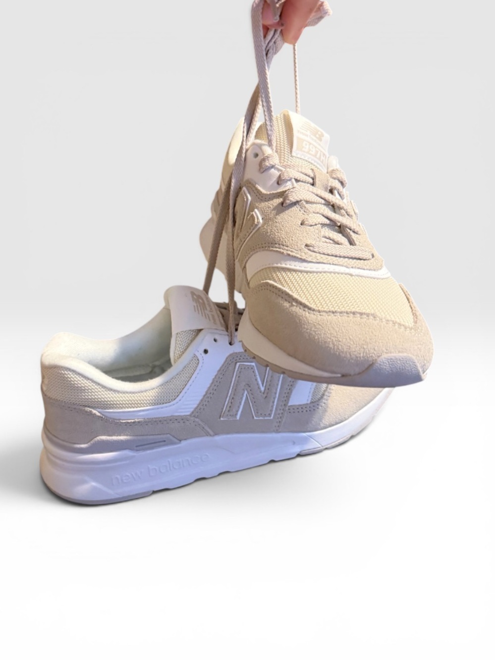 New Balance Cream & White Retro Runner